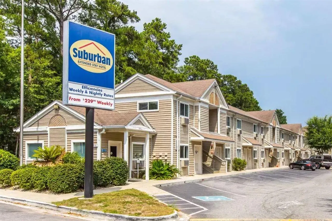 Suburban Studios Abercorn Savannah Motel